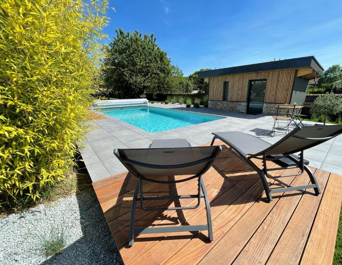 Appart-hotel N 4 Calme Avec Terrasse, Wi-fi Debit, Petit-dejeuner, Room-service Et Parking Prive Apartment